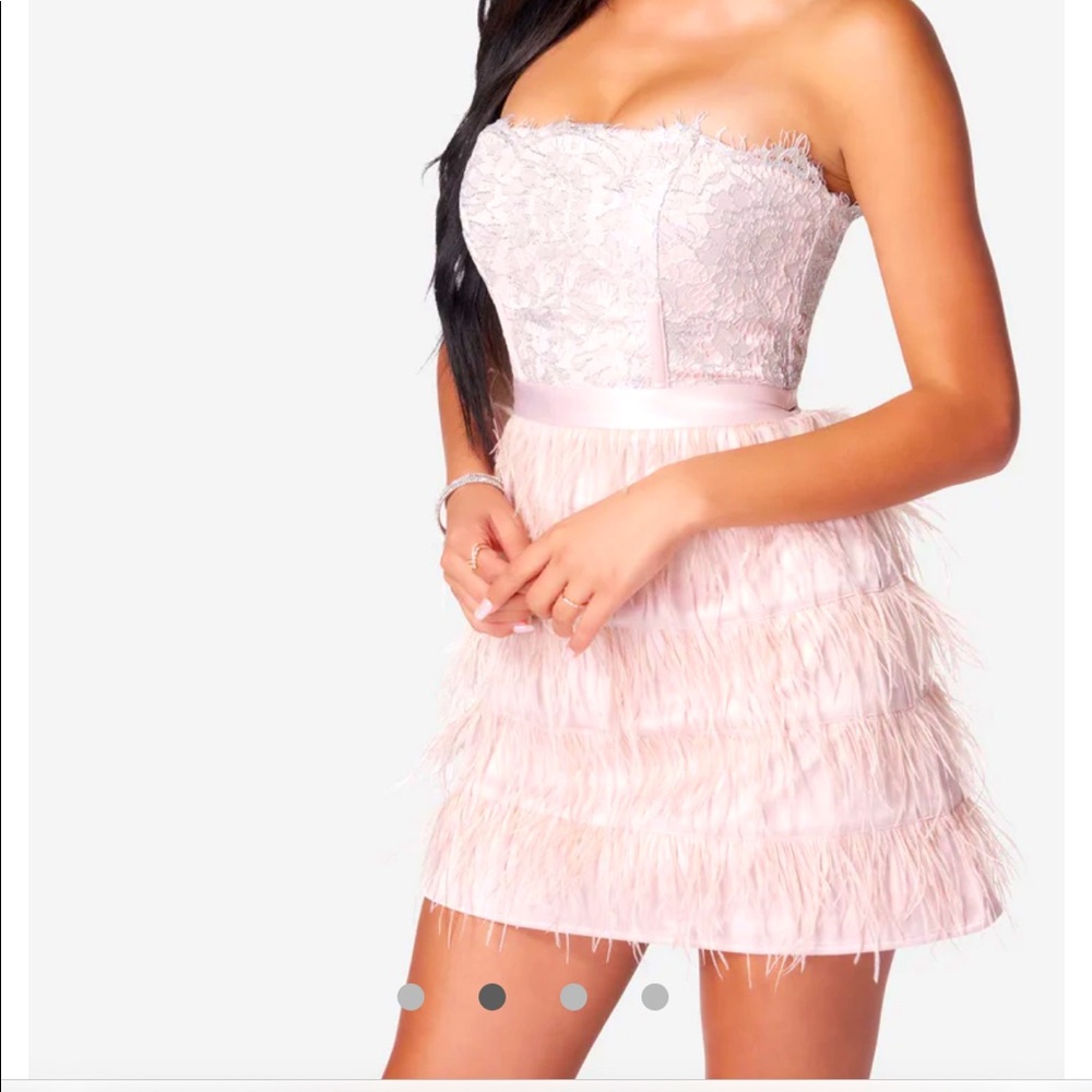 BEBÉ LACE AND FEATHER MINI DRESS